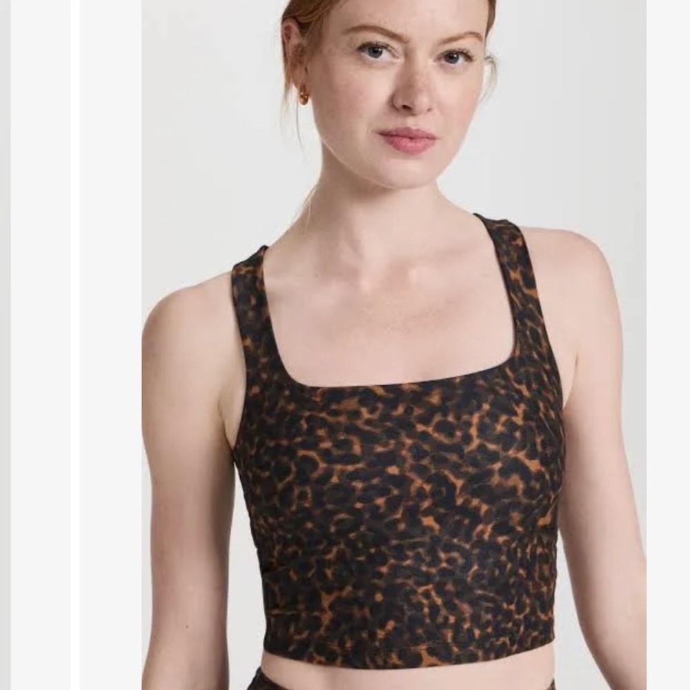Beyond Yoga Women's Softmark Square Neck Cropped Tank small